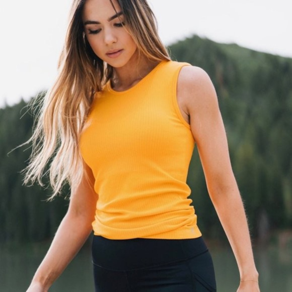 Zyia sunset orange ribbed parallel Tank, M